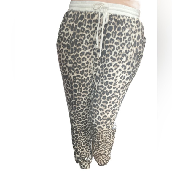 Cherish Leopard Print Joggers - Picture 2 of 8